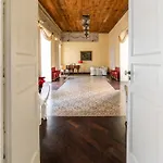 Bed & Breakfast Dimora Storica Giostra Vecchia - Palazzo Grisolia 1809 3*