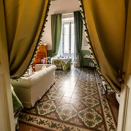 Bed & Breakfast Dimora Storica Giostra Vecchia - Palazzo Grisolia 1809 *
